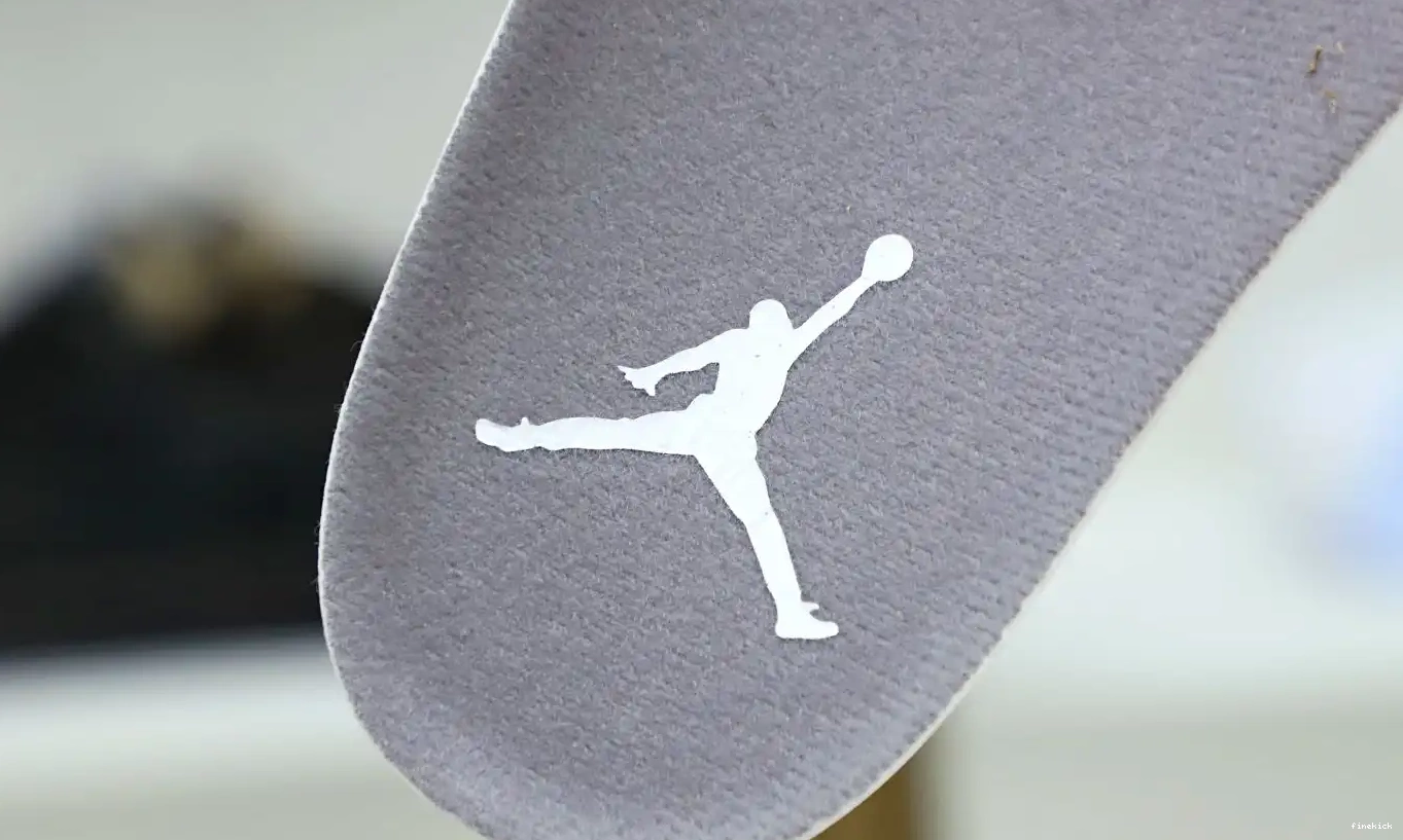 AIR JORDAN 11 GREY' RETRO 'COOL 2021 0515
